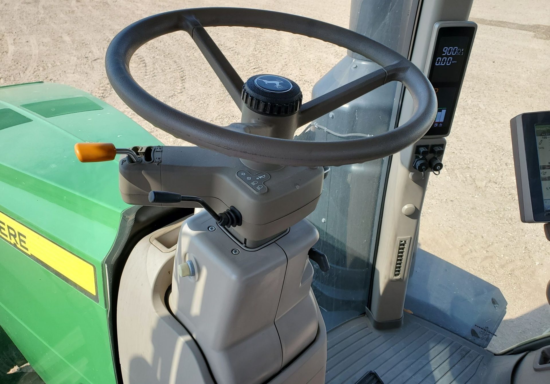 2015 John Deere 8370R - photo 1