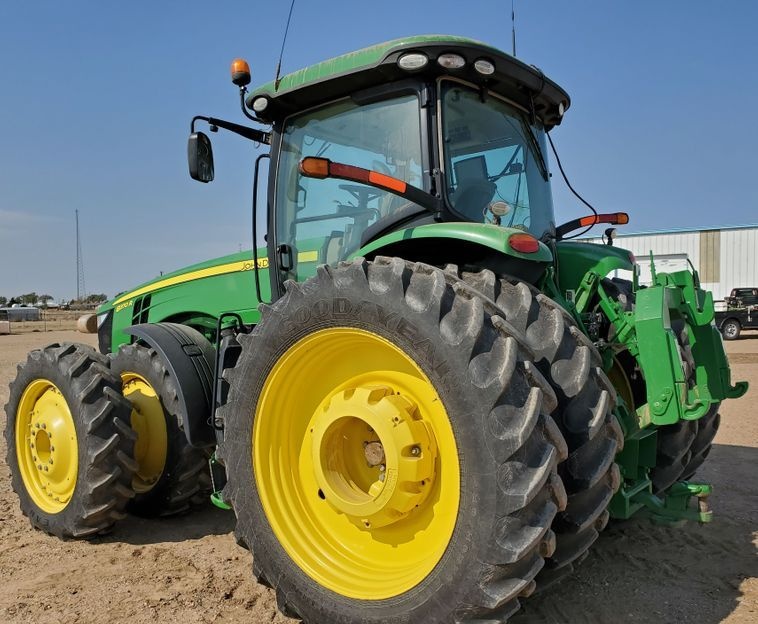 2015 John Deere 8370R - photo 1