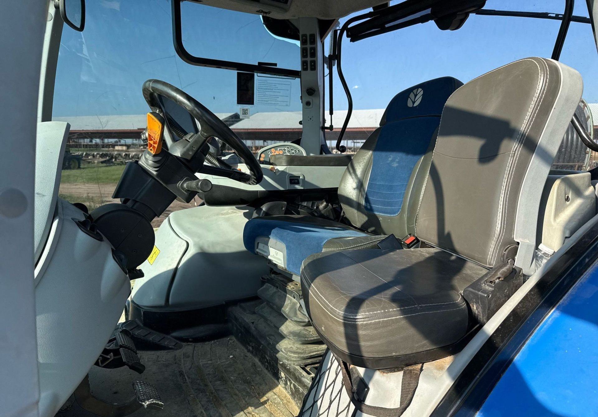 2016 New Holland T7.290 - photo 1