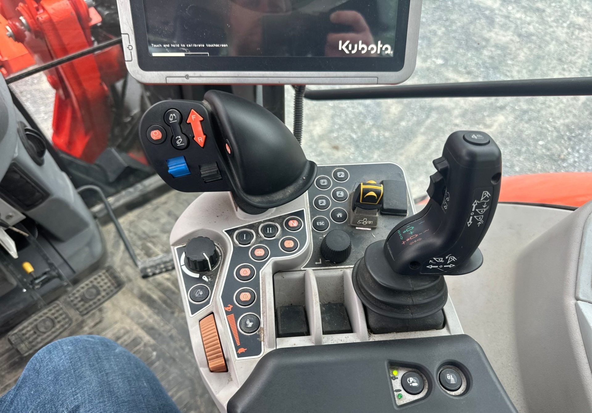 2019 Kubota M7-171 - photo 1
