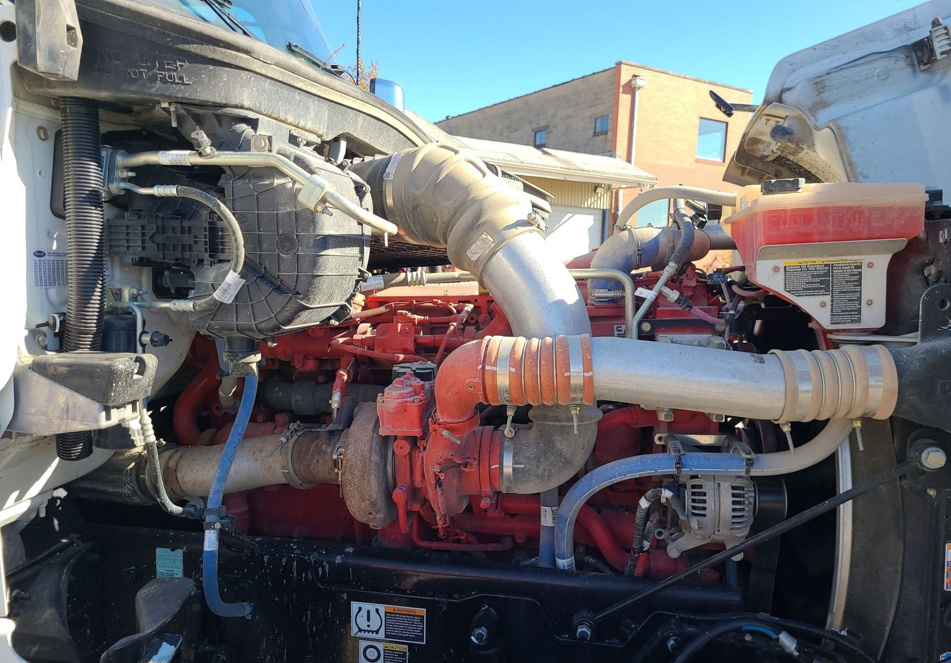 2023 Peterbilt 567 - photo 1