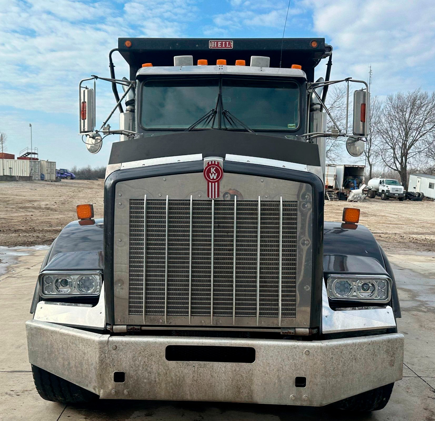 2007 Kenworth T800 - photo 1