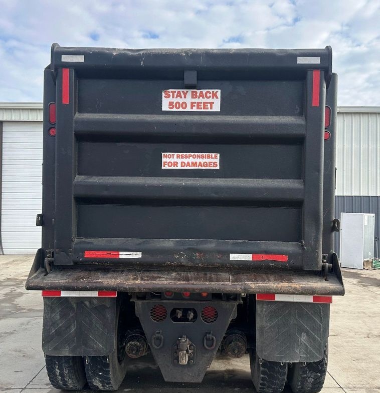 2007 Kenworth T800 - photo 1
