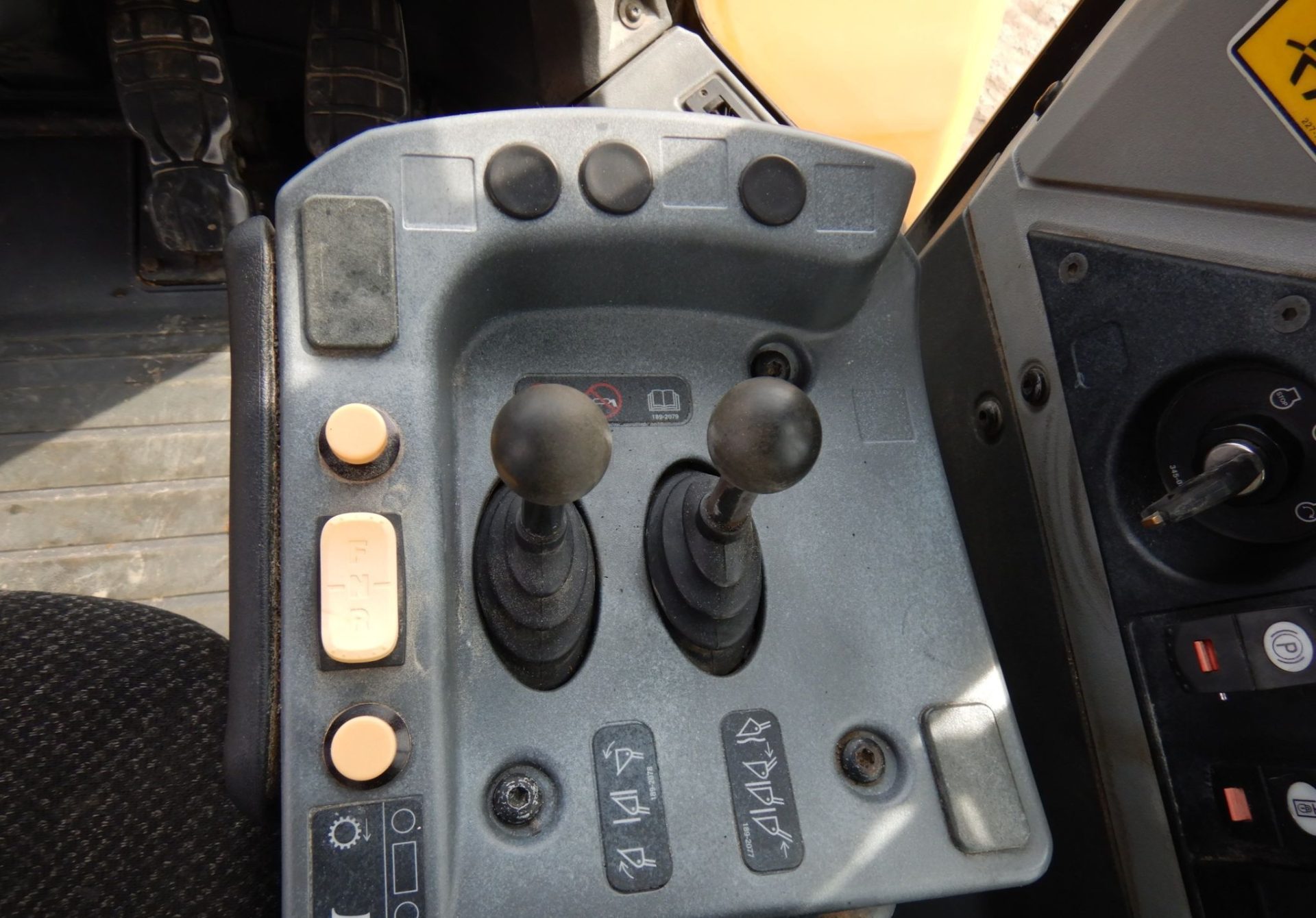 2014 Caterpillar 950K - photo 1