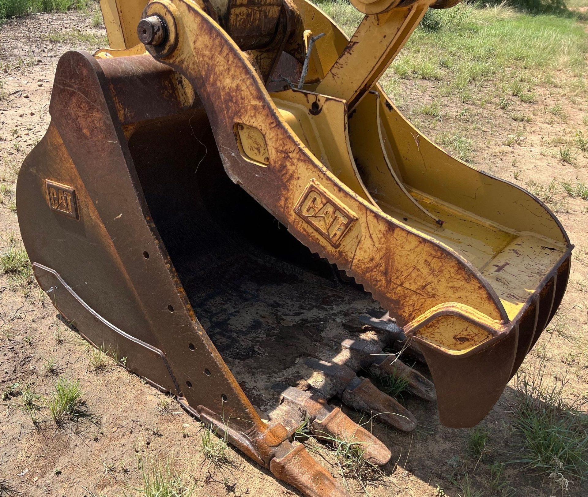 2014 Caterpillar 320E LRR - photo 1