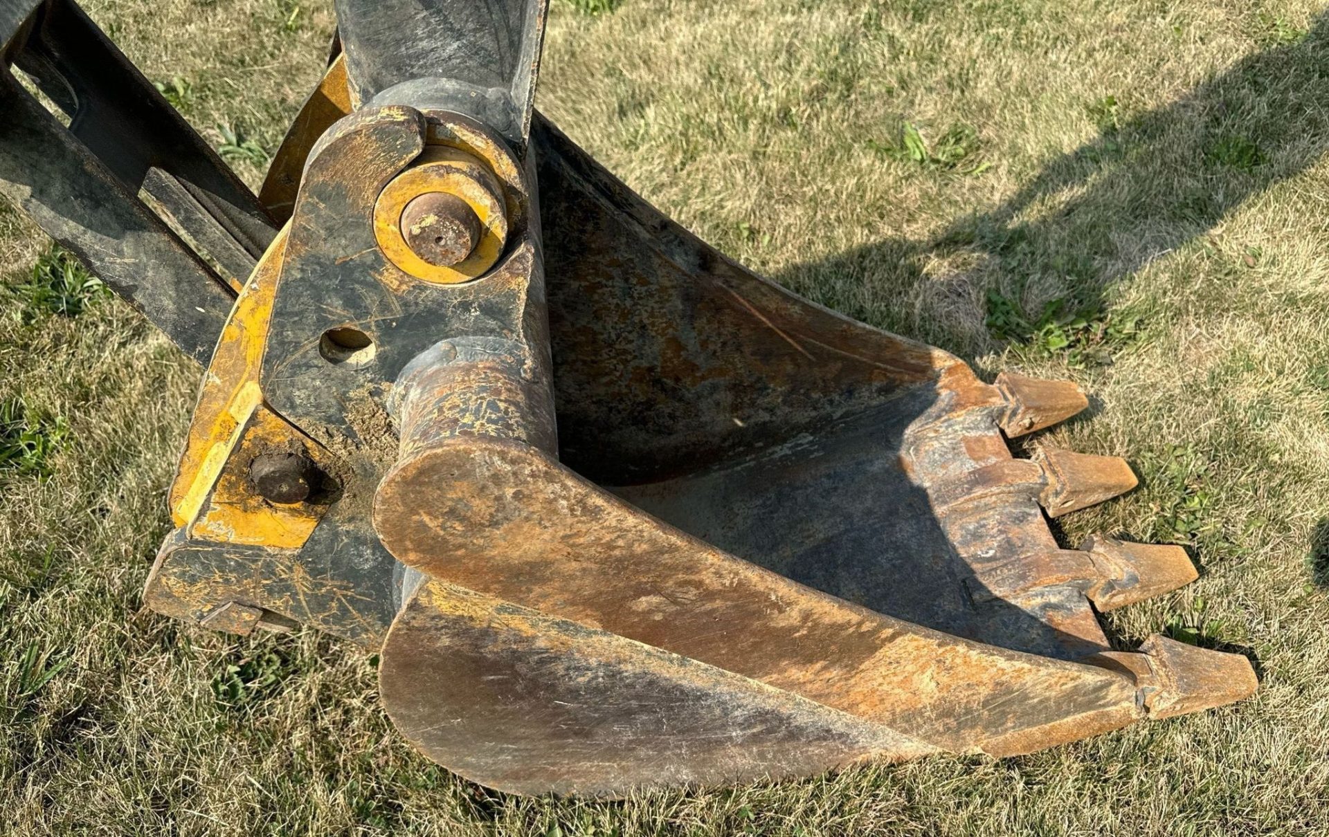 2016 John Deere 50G - photo 1